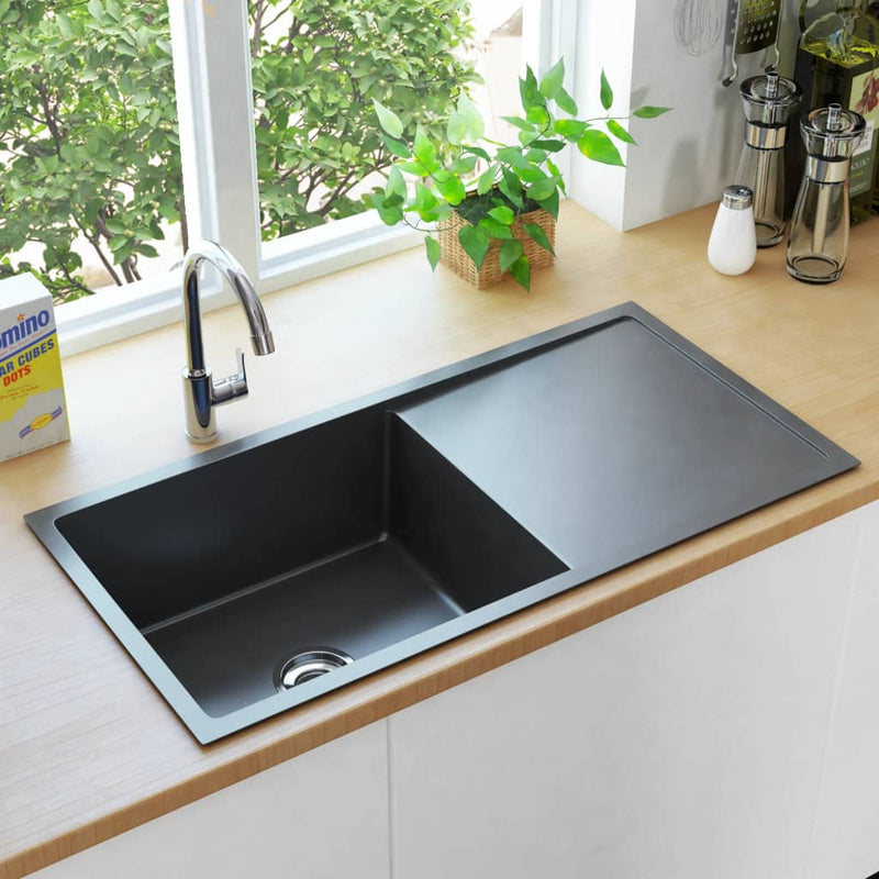 Handmade Kitchen Sink with Strainer Black Stainless Steel